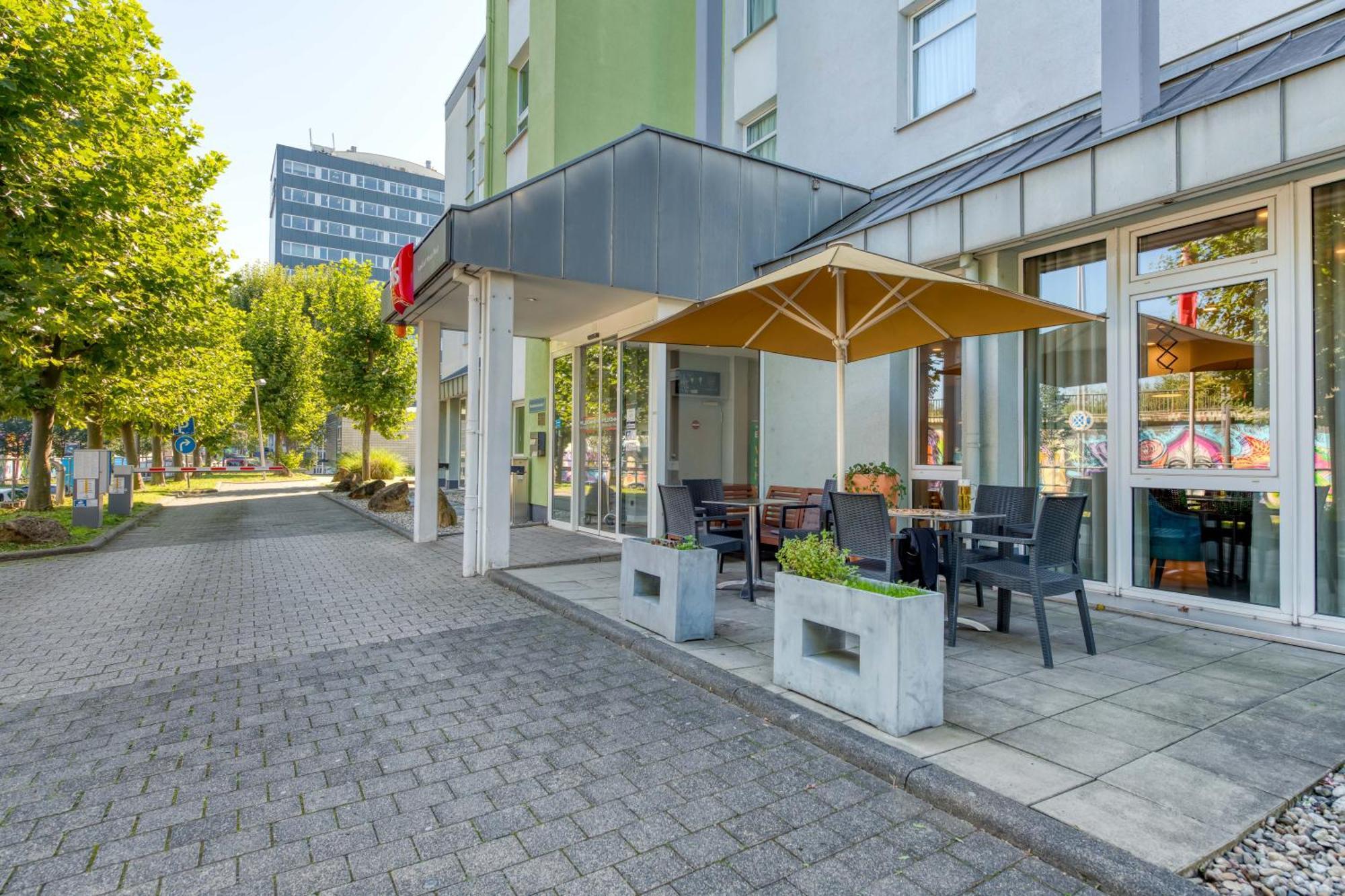 Ibis Hotel Frankfurt Messe West Frankfurt am Main ภายนอก รูปภาพ